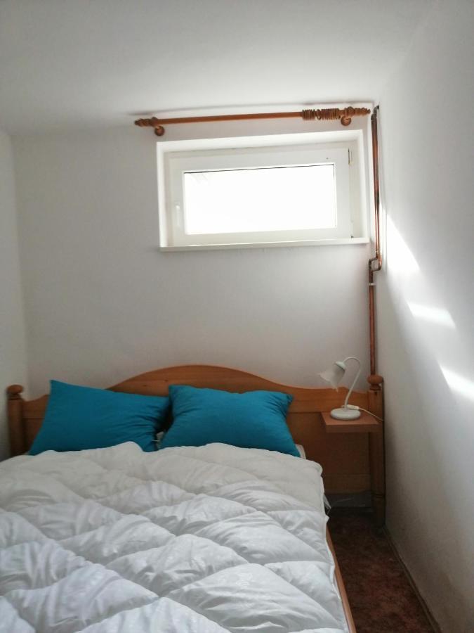 Apartment Freya Lesce (Upper Carniola)